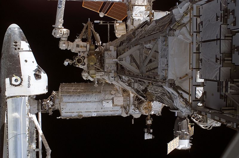 Atlantis is docked to the International Space Station. Image credit Online-Utility