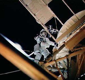 Owen Garriott during the EVA. Image credit Astronautix