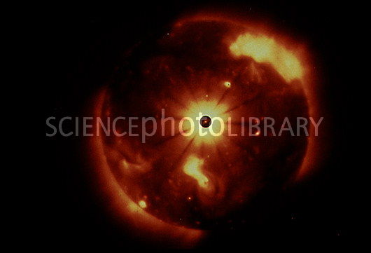 An X-ray image of the sun taken on Skylab, showing a solar flare. Image credit Science Photo Library